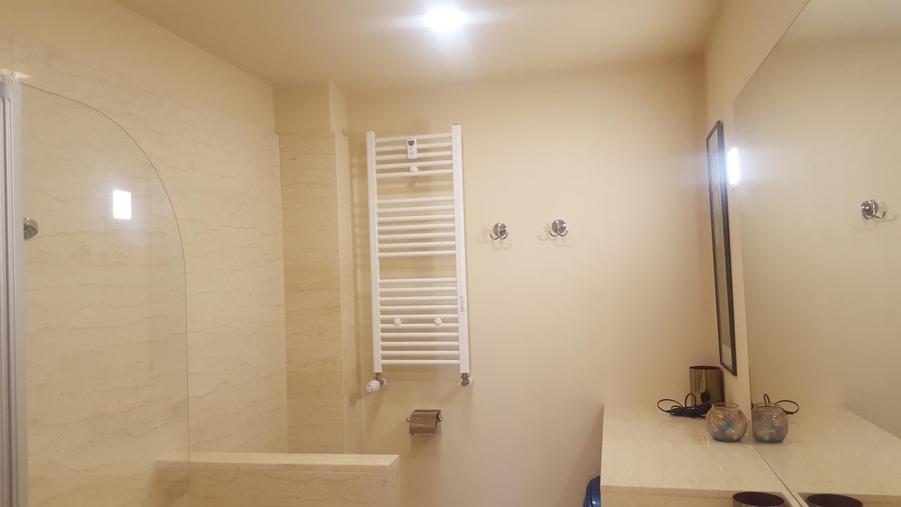 Hospitality Centrum - Magheru بوخارست المظهر الخارجي الصورة